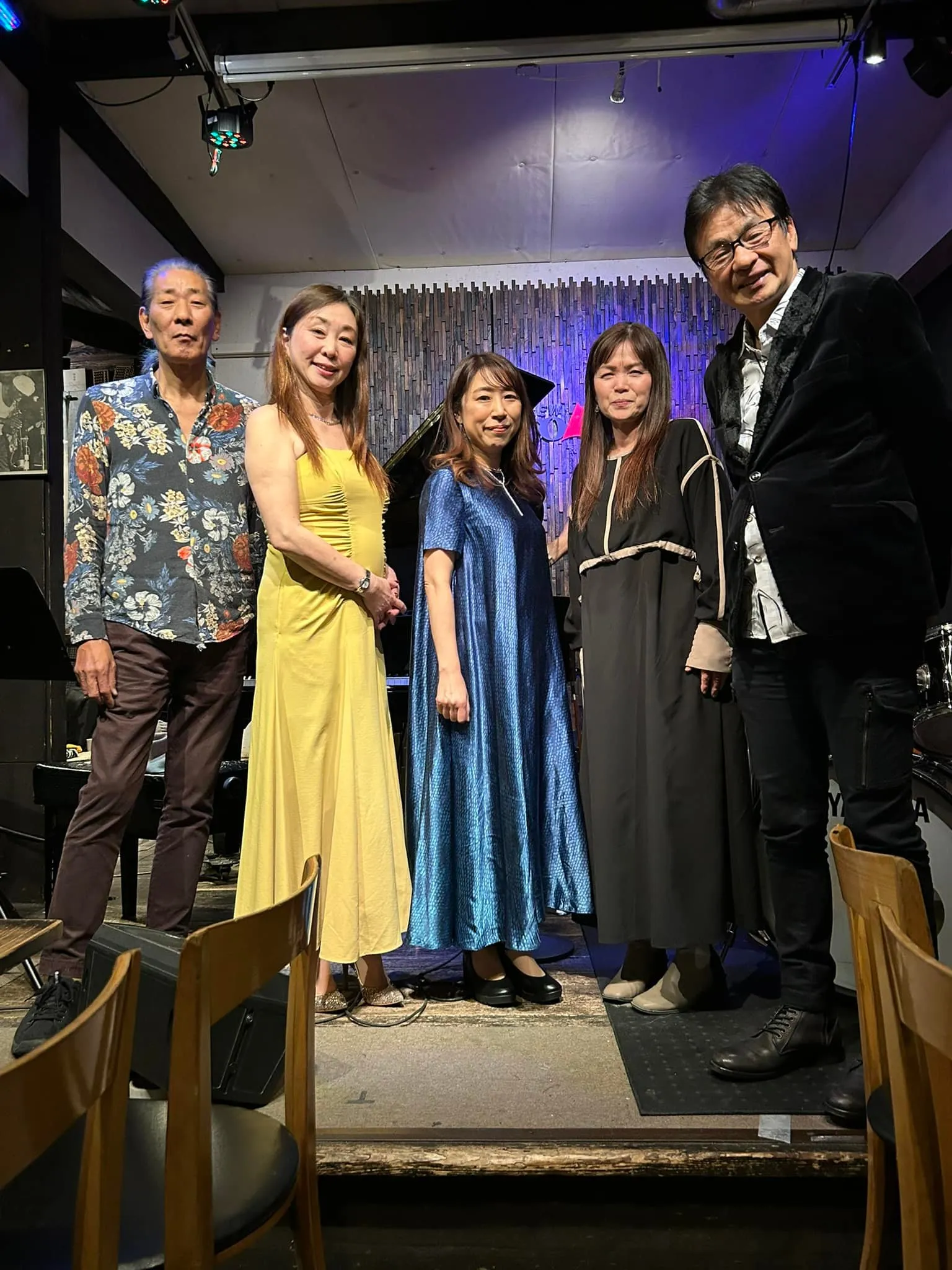 1/11（土）、満席のお客様に囲まれて、とても良いライブでし...